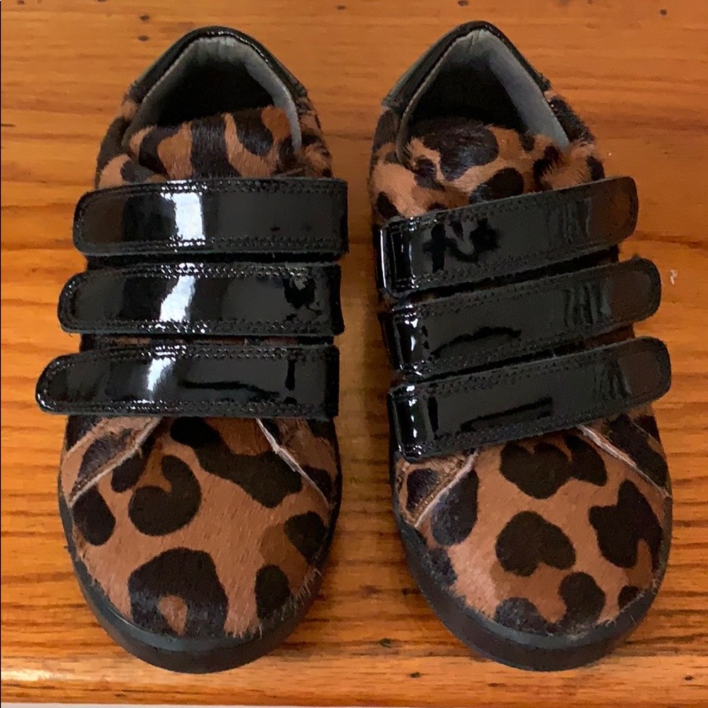 NEW Blublonc girls shoes